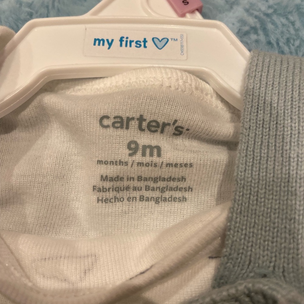 9 month baby onesie - Picture 2 of 2